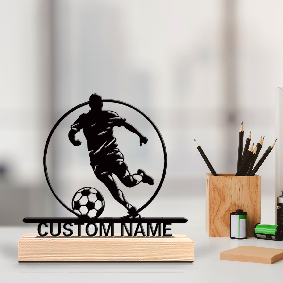 Metalowa statuetka piłkarza z  – Office Furniture Home recenzja i cena
